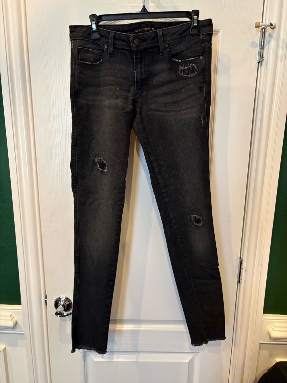 Genetic Denim stretchy Shya Dark Gray/Black Distressed Skinny Jeans w/ Shimmer